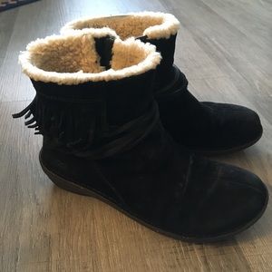 Ugg suede boots 8 with leather ties